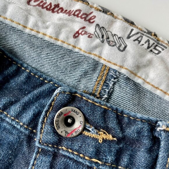 VANS OFF THE WALL V66 SLIM CUT MEN'S BLUE JEANS SIZE 28x28 - Picture 2 of 5